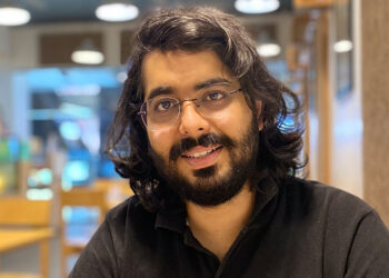 Success & Challenges of Nanofabrication of Organic Electronic Devices