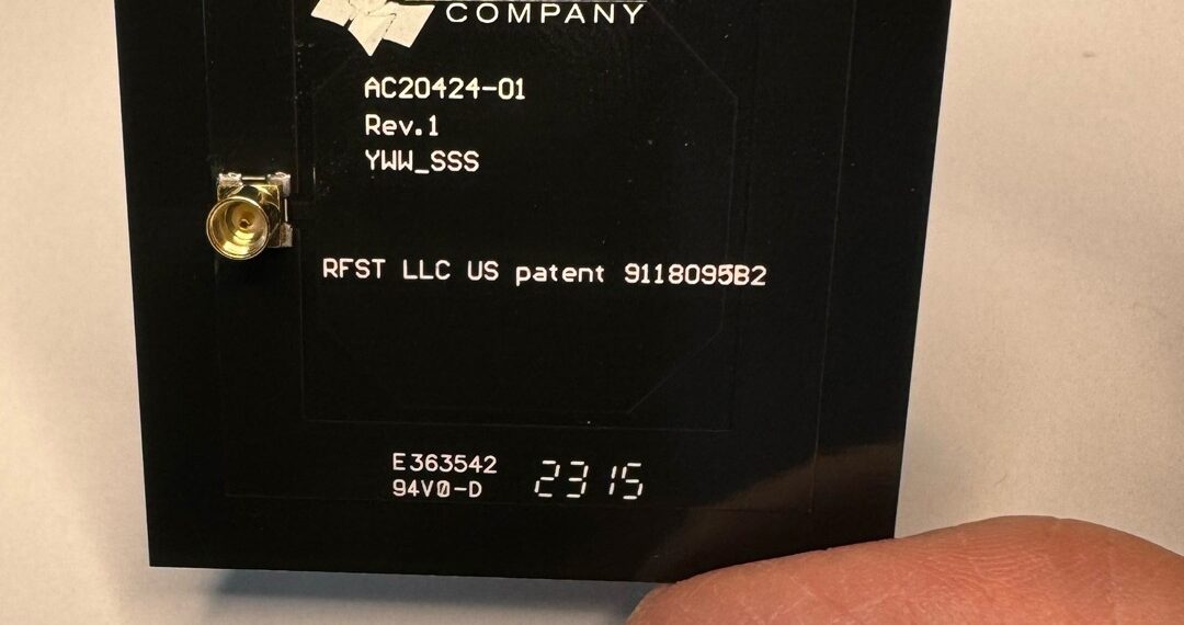 AC20424-01 in handMed