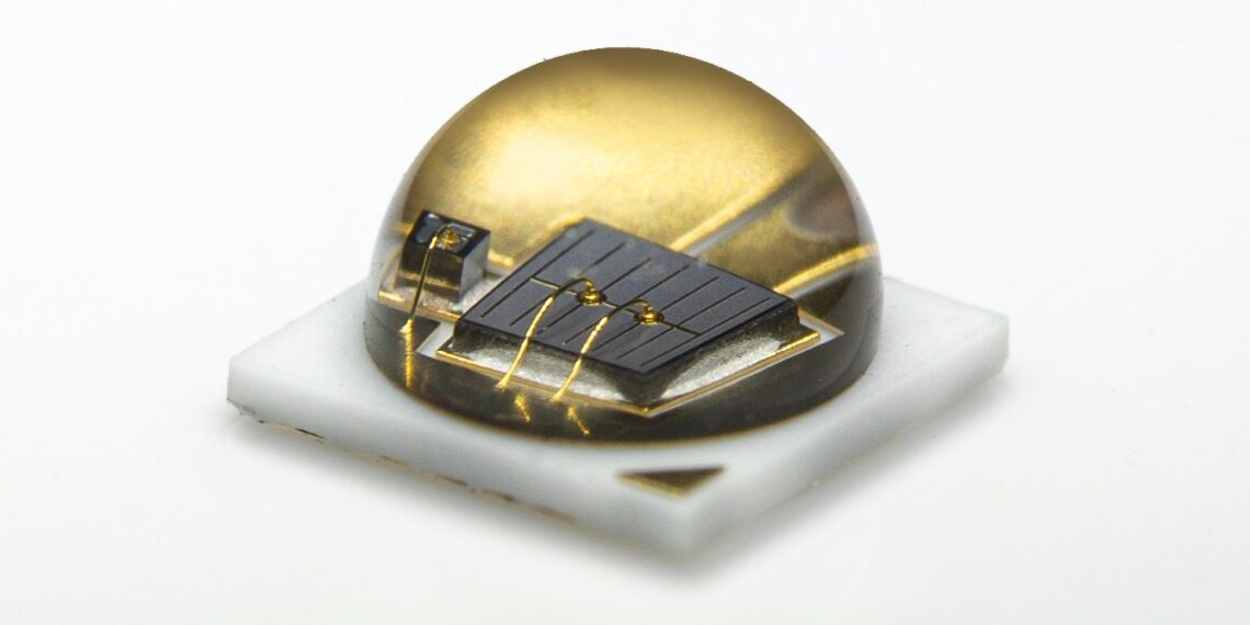 OCI-460 Series SWIR LED