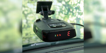 Cobra Launches RAD 390 Affordable Radar Detector for Everyday Drivers