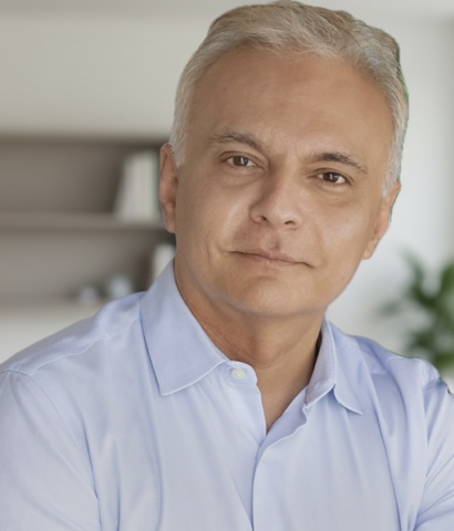 Deepak Thakkar, Ph.D., Chief Commercial Officer, DG Matrix