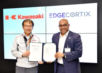 Hideaki Nishimoto, General Manager, Defense & Aerospace Business Division, Kawasaki Heavy Industries and Dr. Sakya Dasgupta, Founder and CEO, EdgeCortix