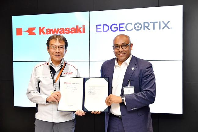 Hideaki Nishimoto, General Manager, Defense & Aerospace Business Division, Kawasaki Heavy Industries and Dr. Sakya Dasgupta, Founder and CEO, EdgeCortix